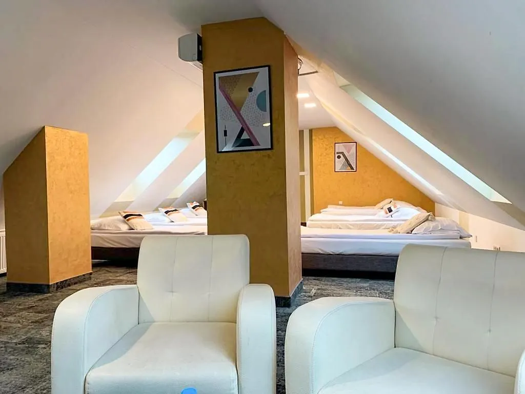 Hotel Fero Express Pokoje Klimatyzowane Ac Cracovie 3*,
